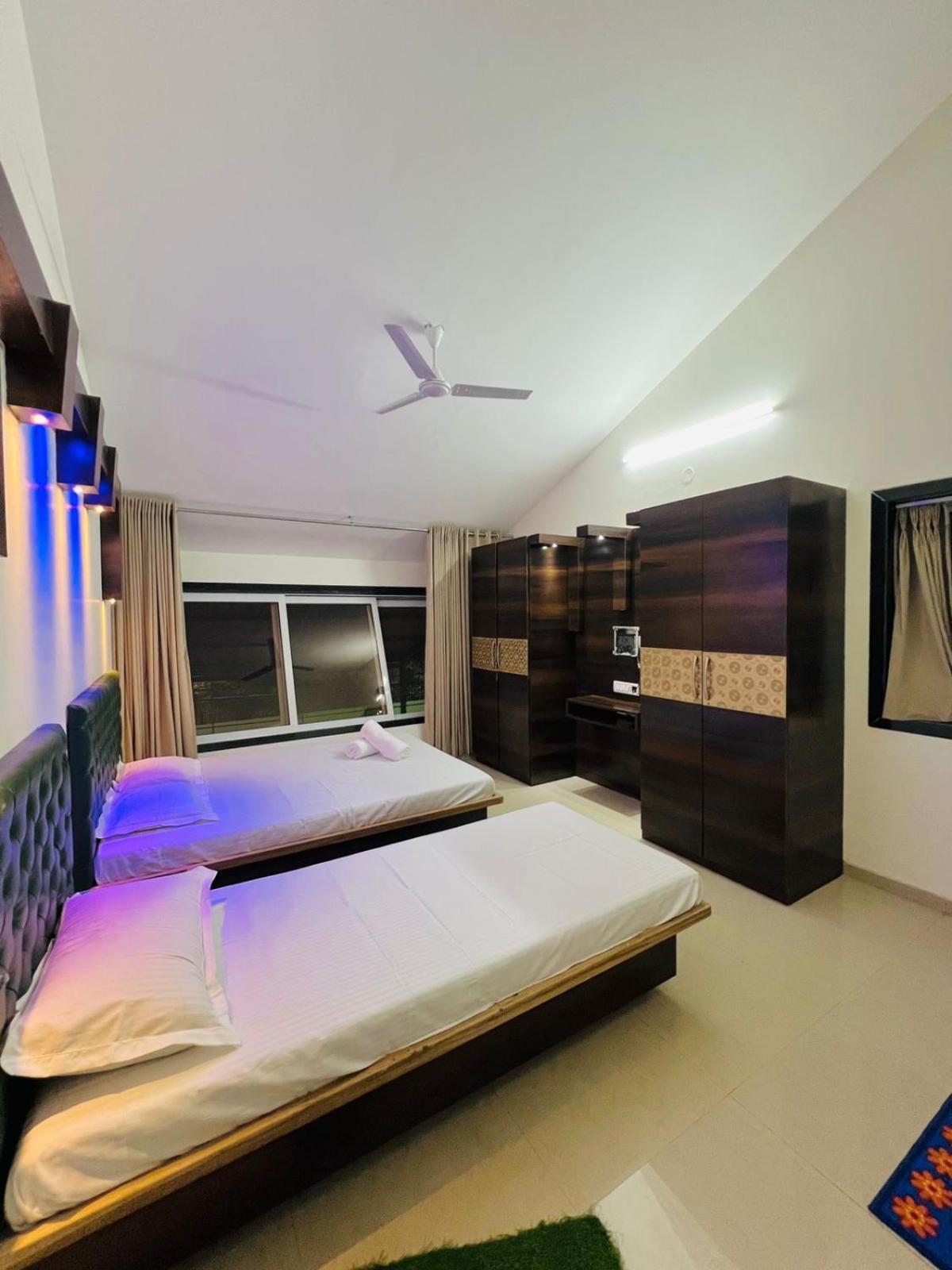 Taj Villa With Free Wifi ロナバラ エクステリア 写真
